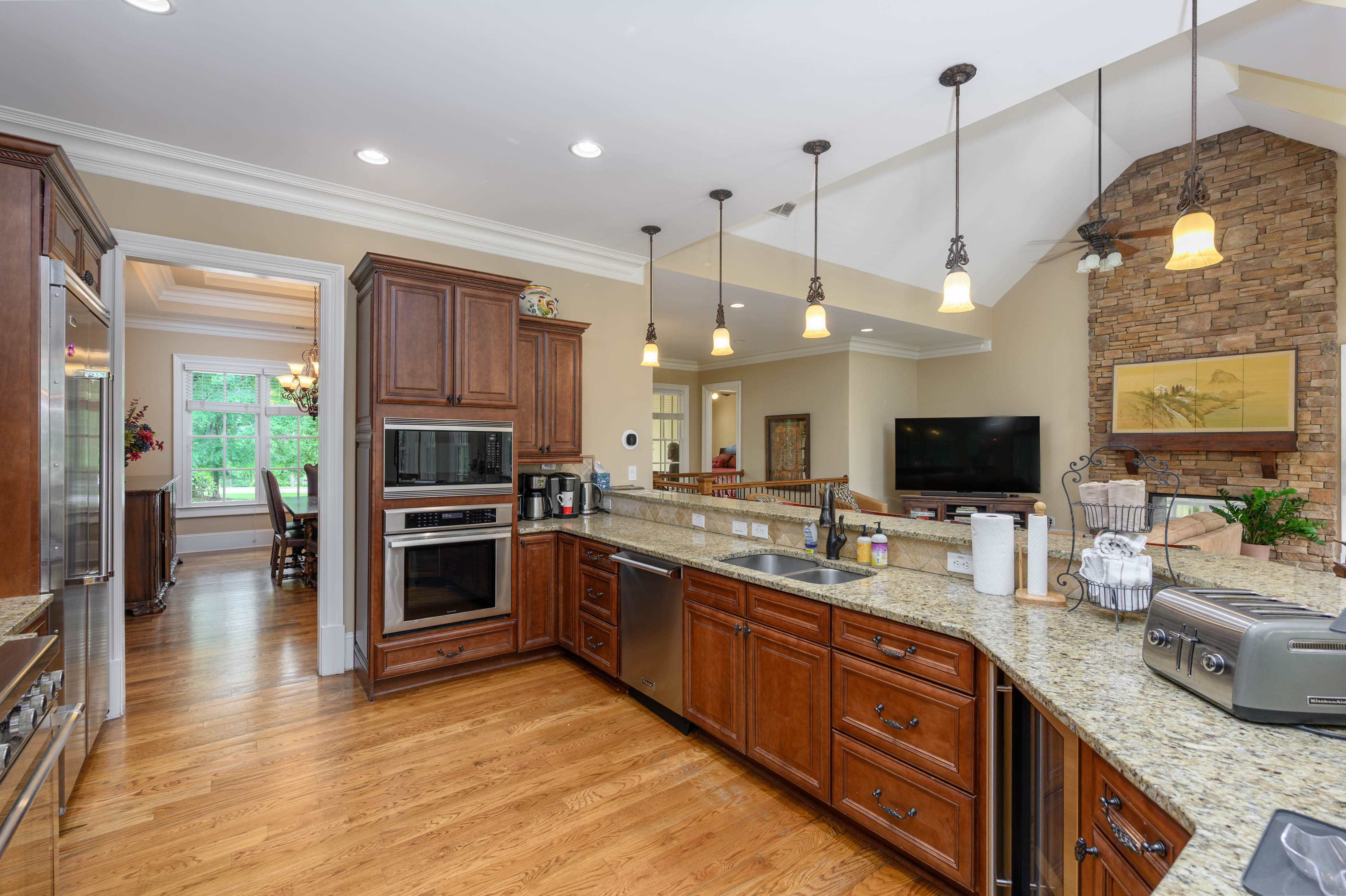 1051 Swift Creek image 10